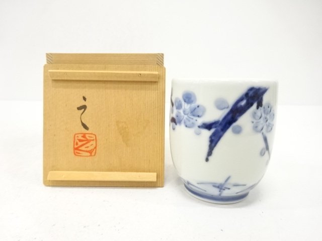 JAPANESE COLLECTIBLE / TEACUP / PLUM BLOSSOMS